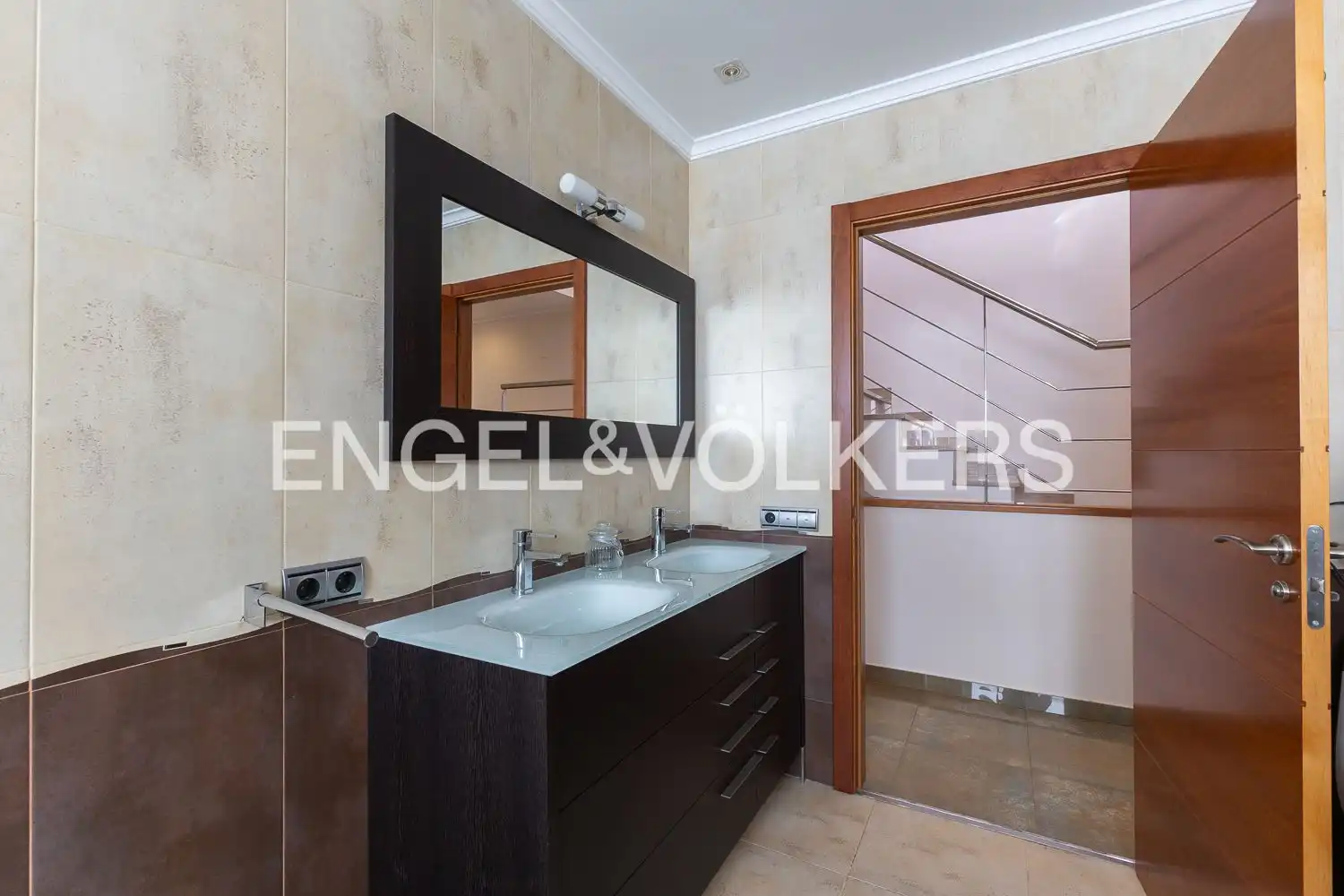 Bathroom of Houses for sale in Villanueva de Castellón  with Air Conditioner, Heating and Terrace