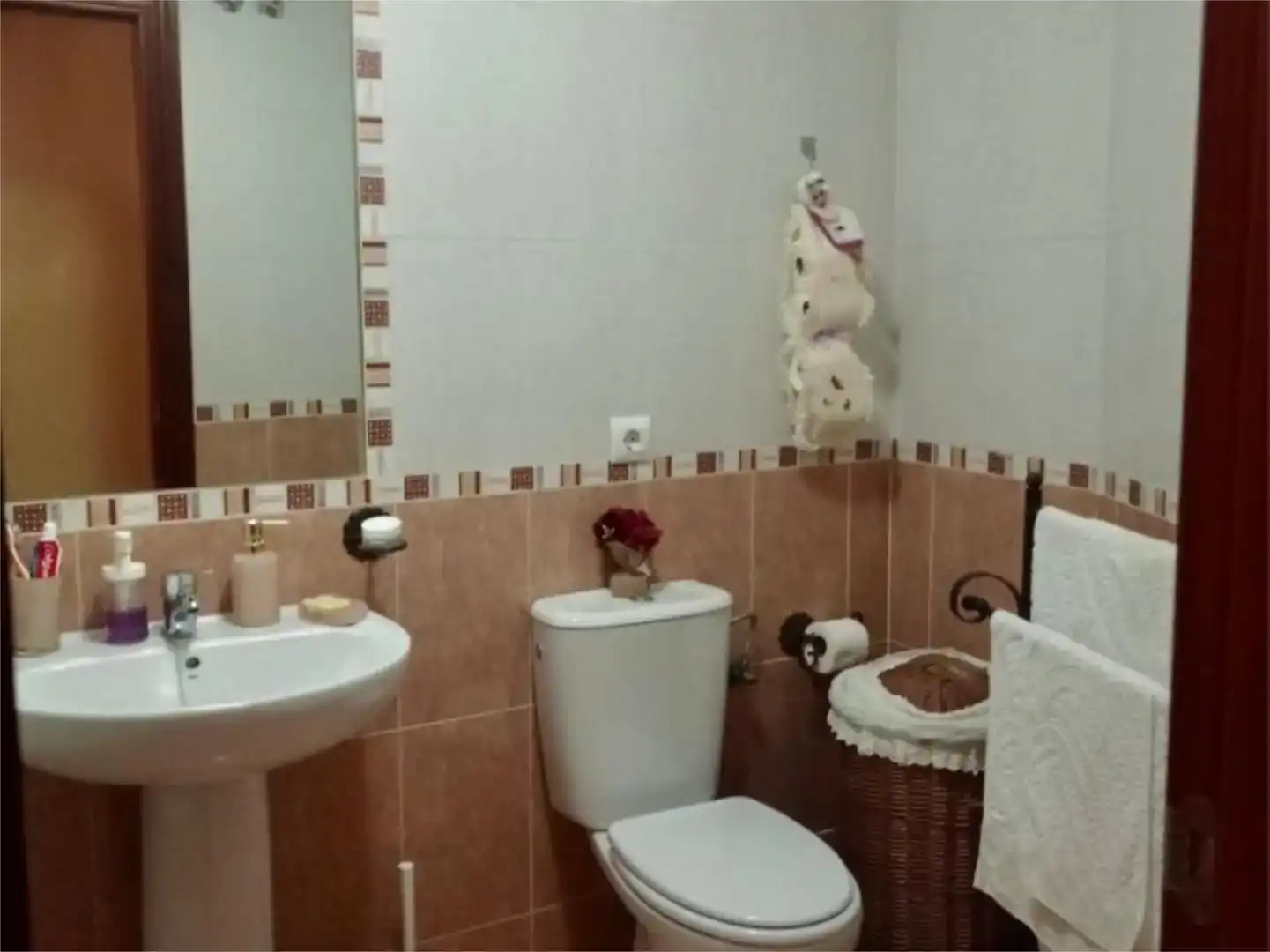 Baño de Dúplex en venta en Villa de Otura con Aire acondicionado, Amueblado y Balcón