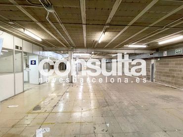 Industrial building to rent in Avinguda de la Generalitat 29