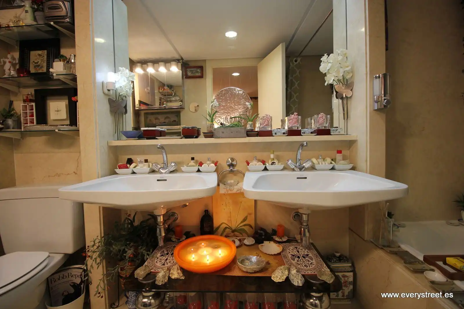 Badezimmer von Wohnung zum Verkauf in Madrid mit Klimaanlage, Heizung und Abstellraum