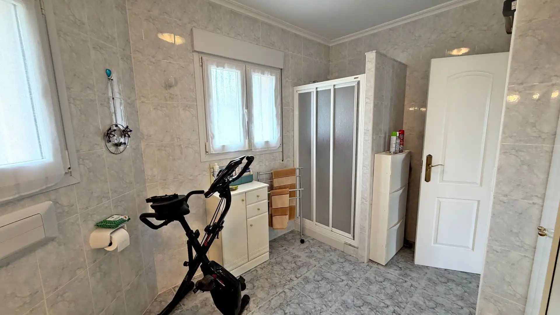 Baño de Casa o chalet en venta en Orba con Aire acondicionado, Calefacción y Jardín privado