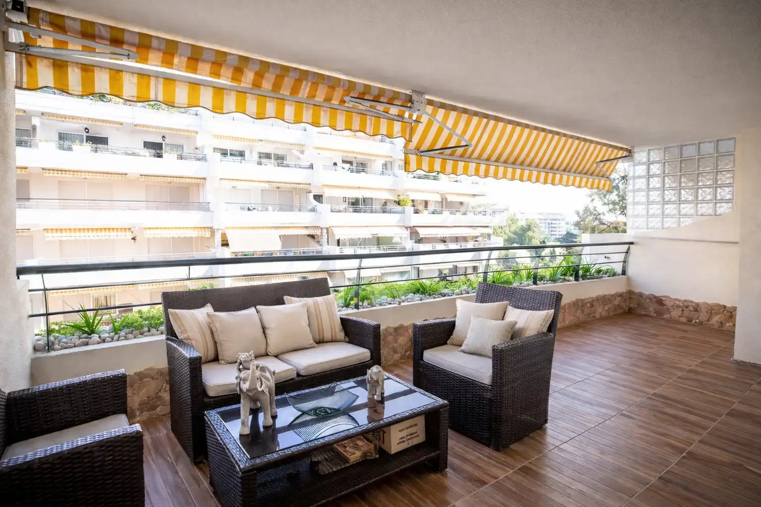 Apartament amb piscina en venda a San Pedro de Alcántara, imagen 3