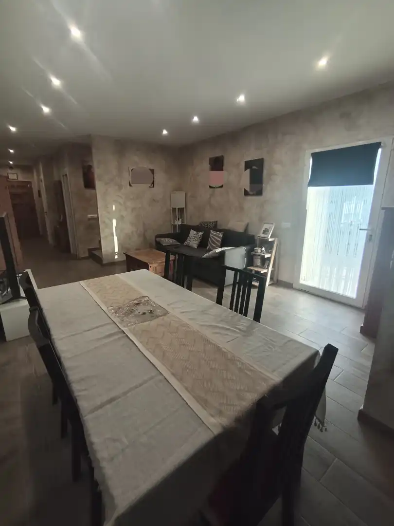 Sala de estar de Casa o chalet en venta en El Viso de San Juan con Aire acondicionado, Jardín privado y Terraza