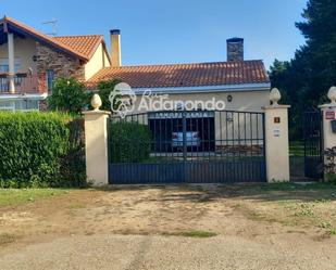 Vista exterior de Casa o xalet en venda en Machacón amb Terrassa i Traster