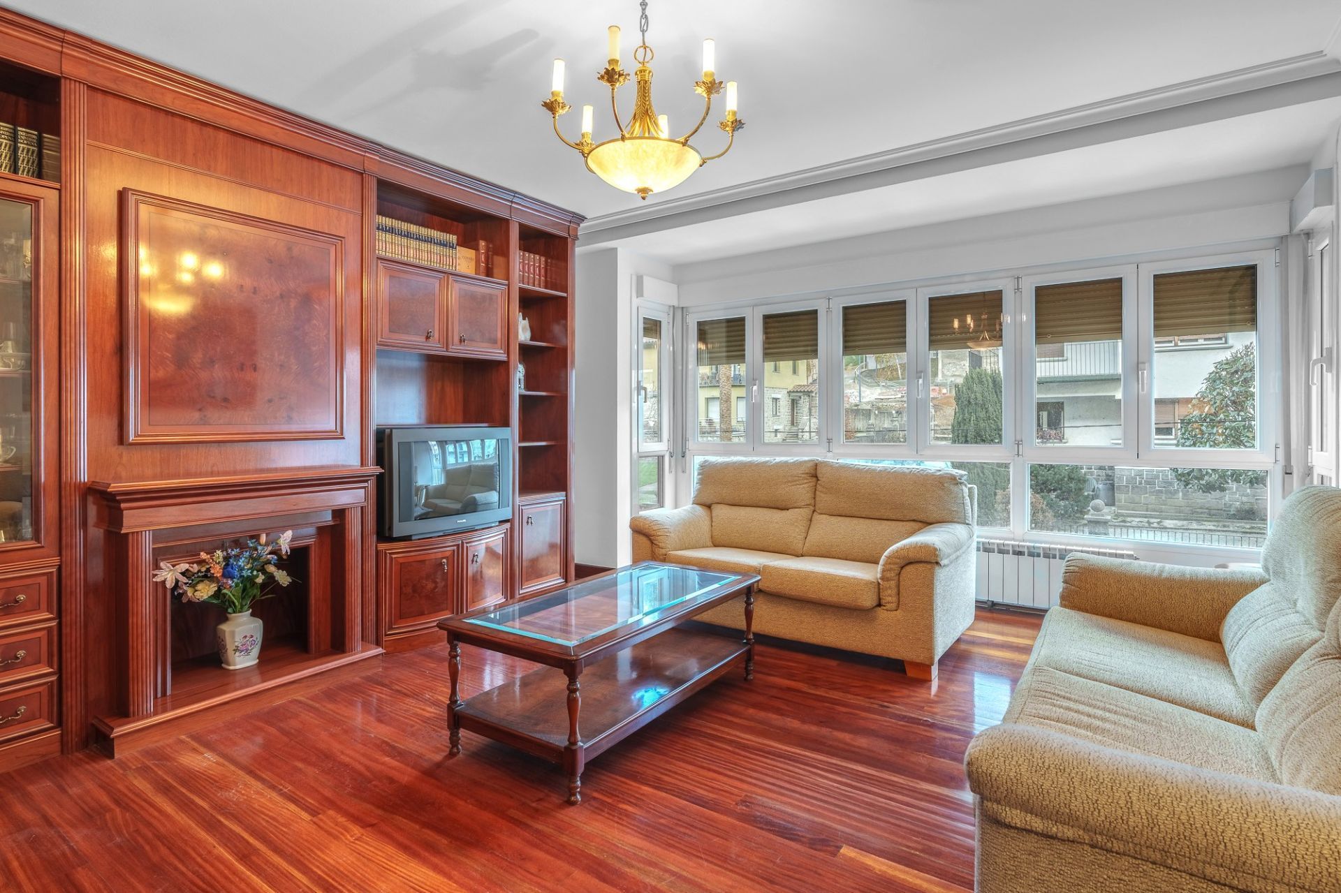 Sala d'estar de Pis en venda en Ibarra amb Calefacció, Traster i Moblat