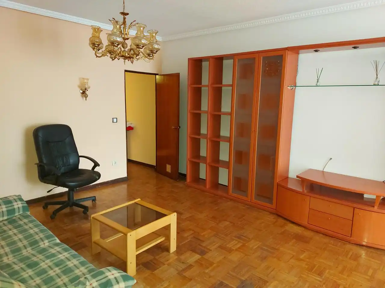 Sala de estar de Piso de alquiler en Alcalá de Henares con Terraza, Amueblado y Balcón