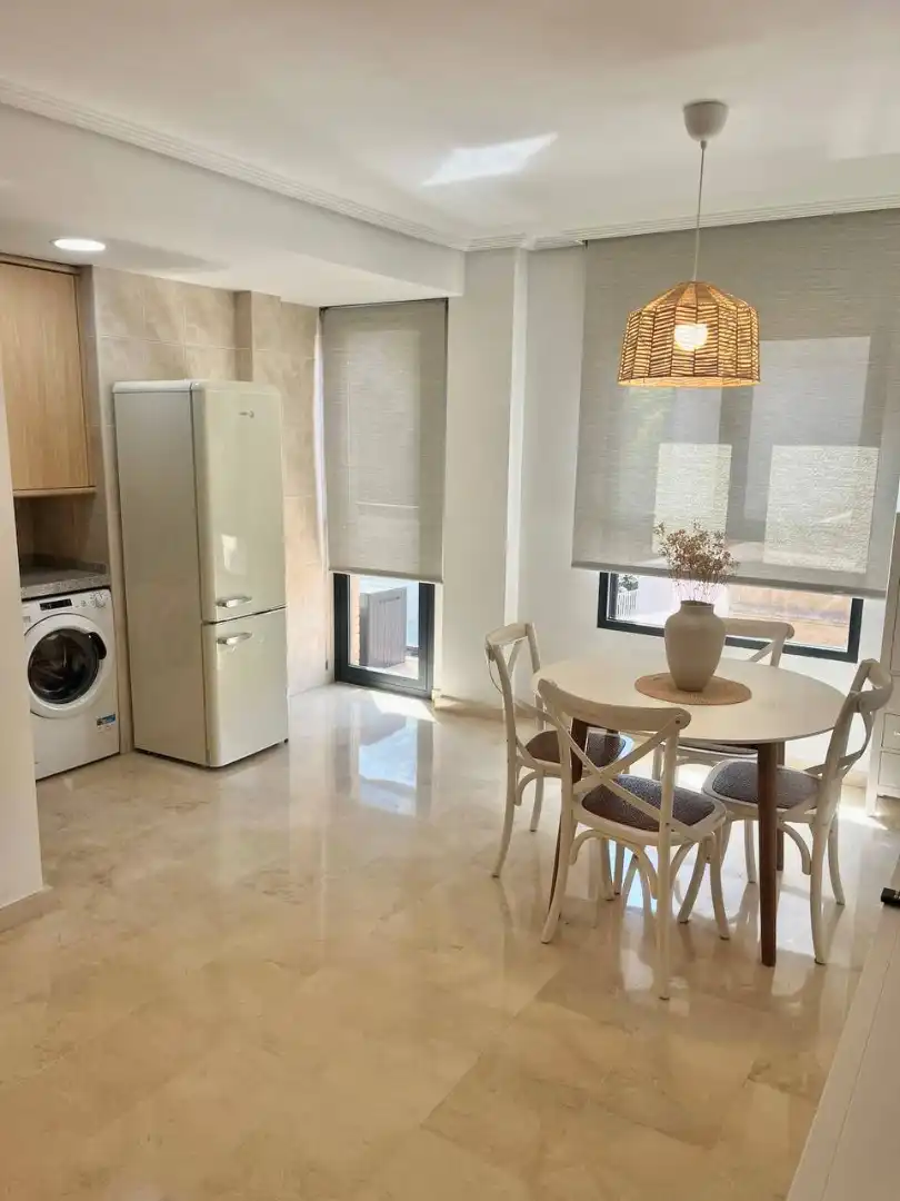Dining room of Flat for rent in Valencia  with Air Conditioner, Furnished and Balcony