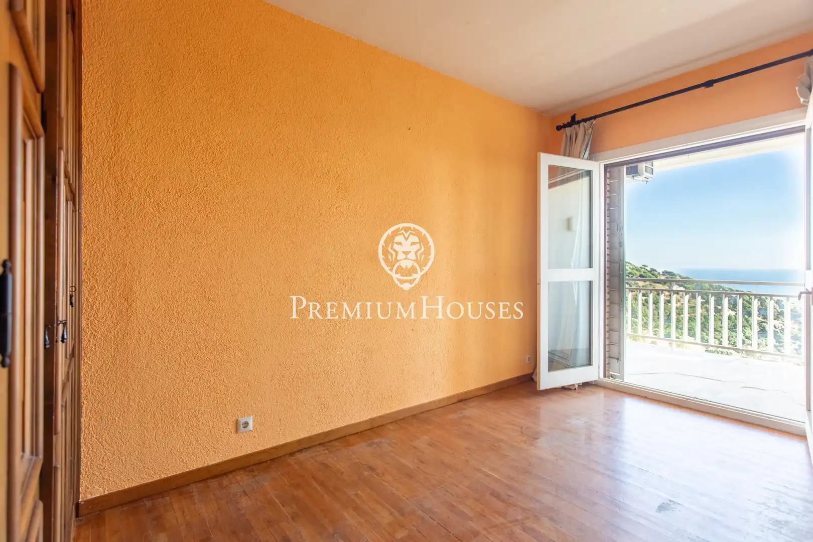 Bedroom of Houses for sale in Cabrera de Mar  with Heating, Terrace and Storage room