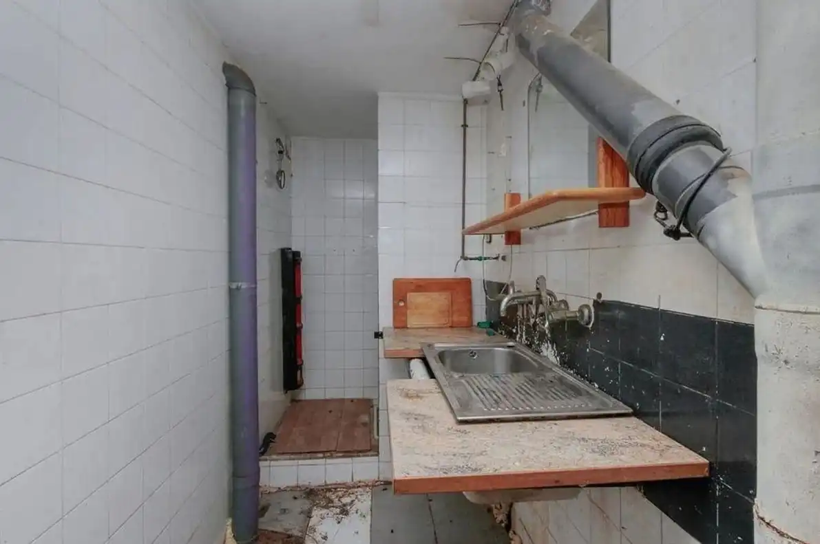 Kitchen of Commercial properties for sale in Barcelona