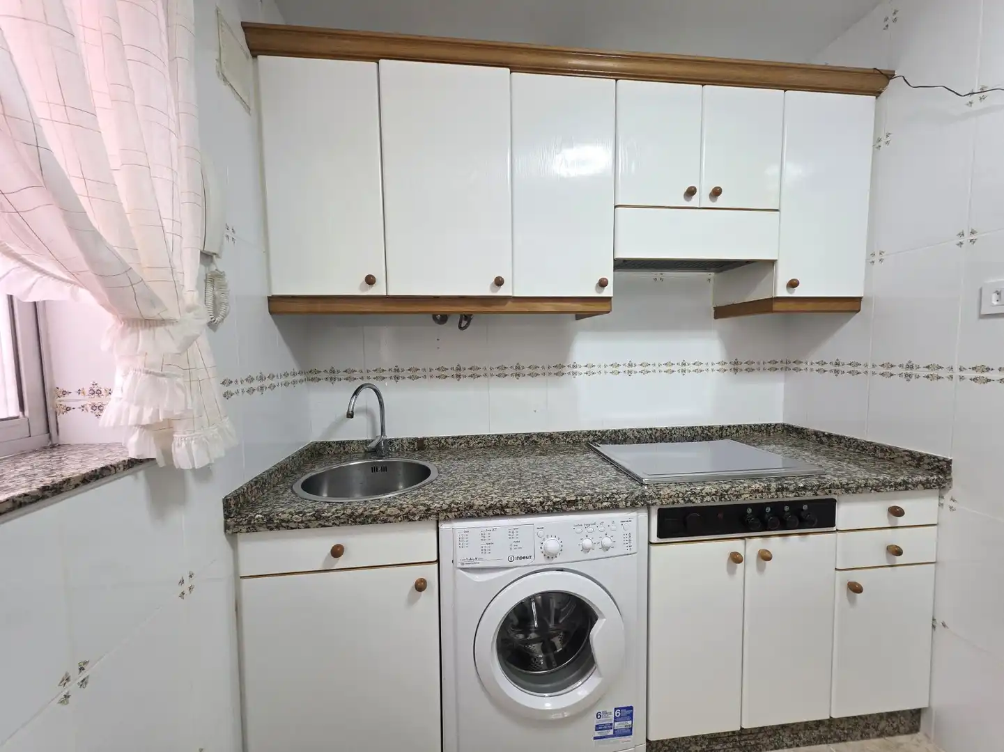 Kitchen of Flat for sale in Oviedo 