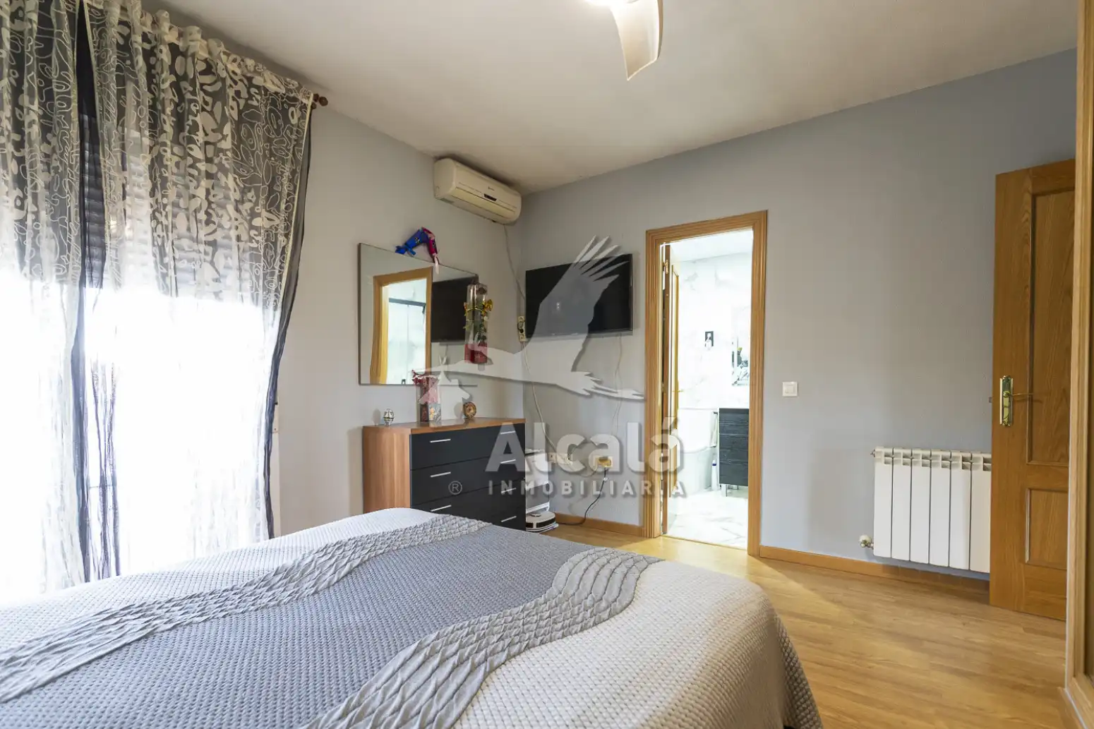 Habitación de Casa adosada en venta en Valdeavero con Aire acondicionado, Calefacción y Jardín privado