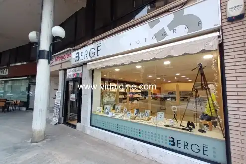 Local comercial en venda a Carrer del Molí del Comte