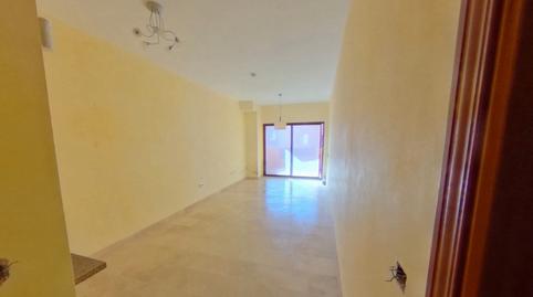 Foto 2 de Pis en venda a N-340, 147, Puerto de la Duquesa, Málaga