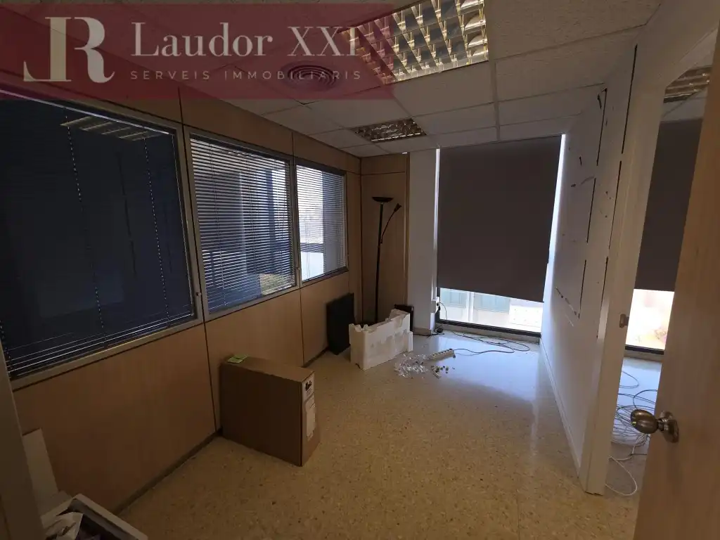 Bureau avec ascenseur à vendre à Centre - Sant Oleguer, imagen 4