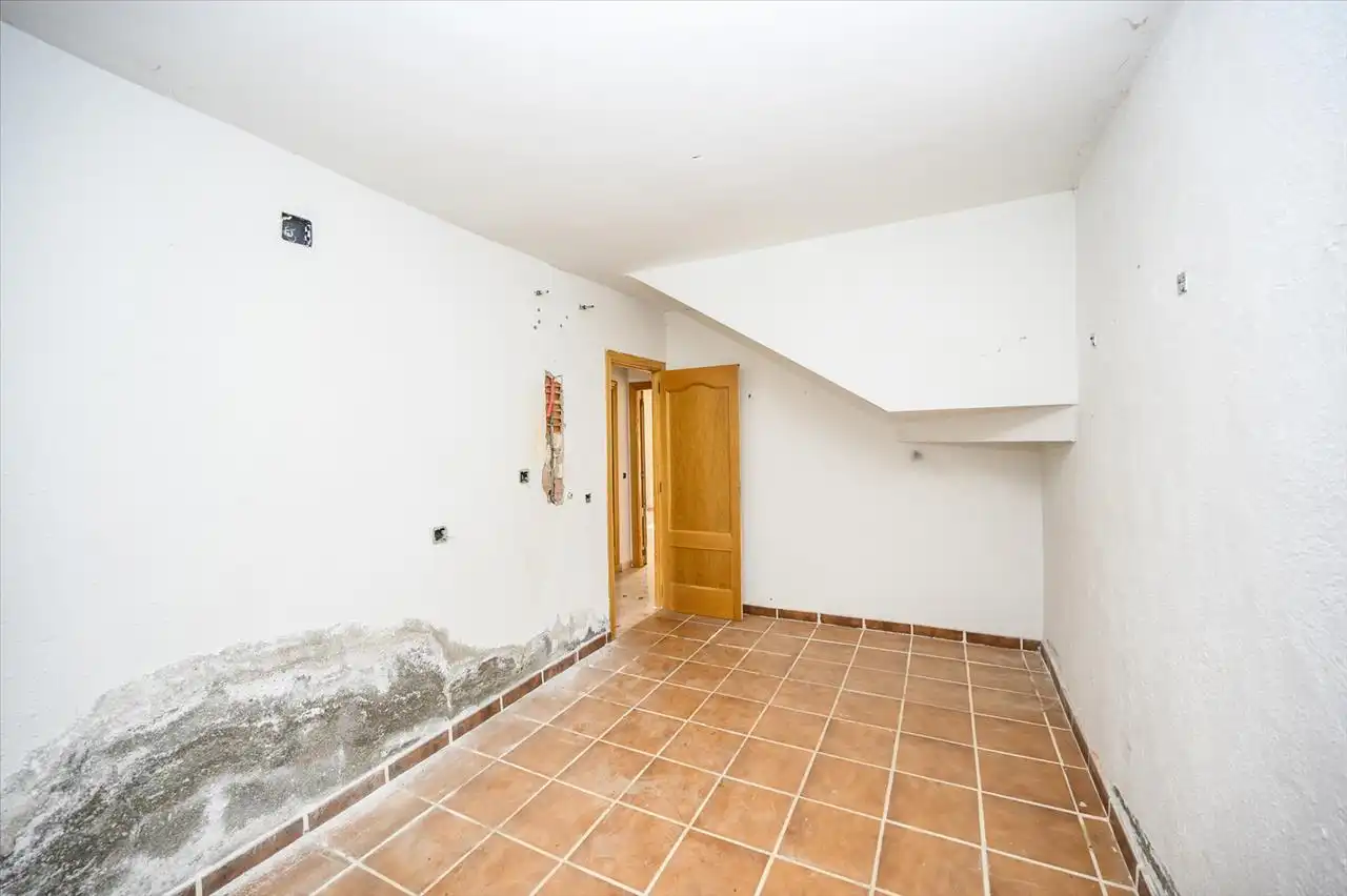 Casa adosada en venta en Almonacid de Toledo con Terraza y Trastero