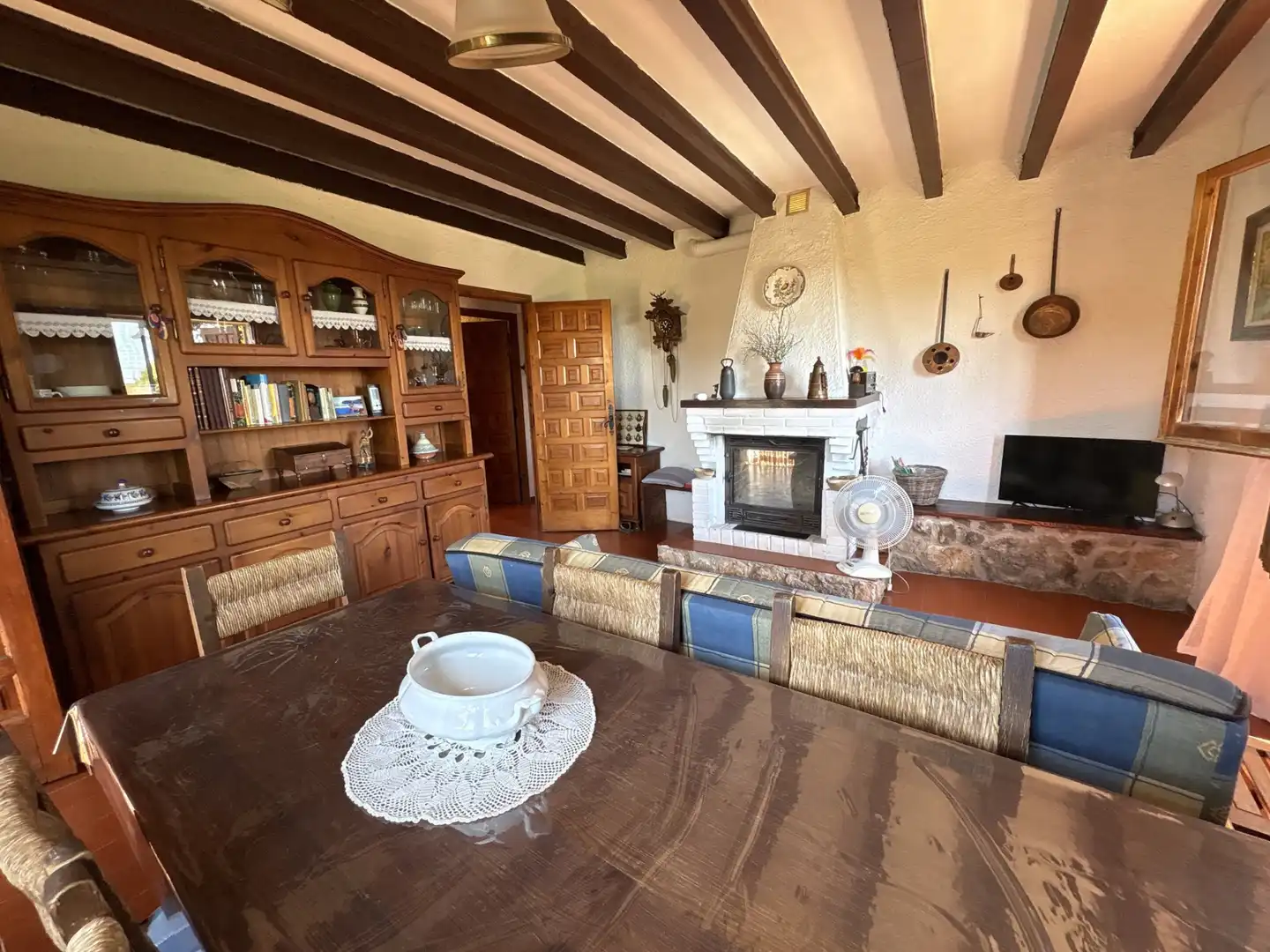Comedor de Casa o chalet en venta en Vespella de Gaià con Jardín privado, Piscina y Amueblado