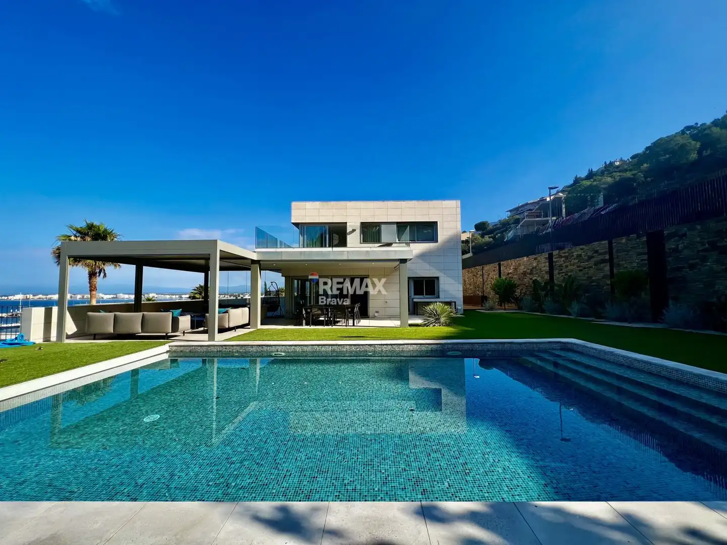Detached house with terrace for sale in Calle CL DE SALVADOR ESPRIU, imagen 4