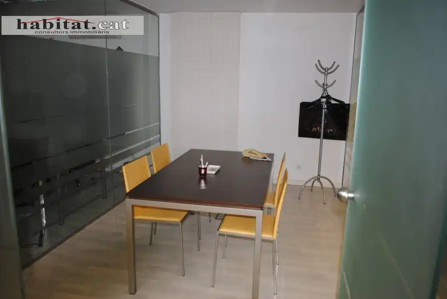 Dining room of Office for sale in Vilanova i la Geltrú