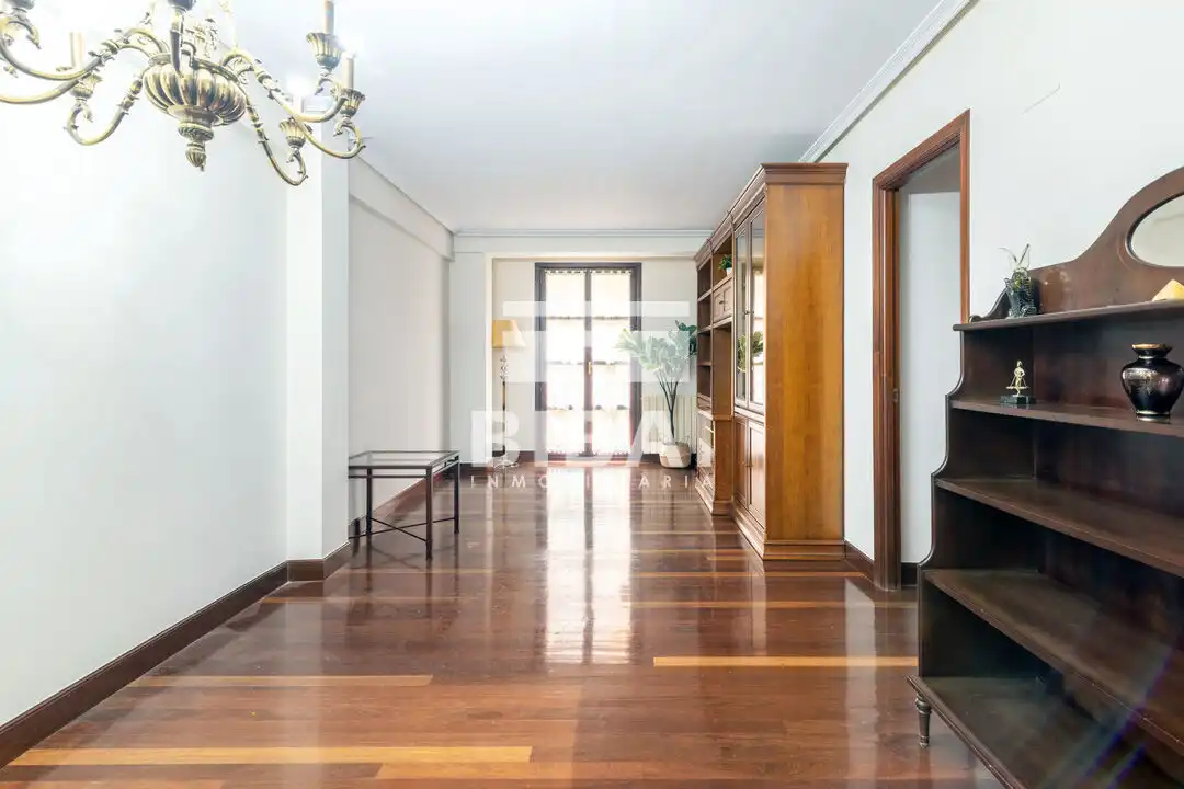 Piso en venta en Arrasate / Mondragón con Calefacción y Balcón