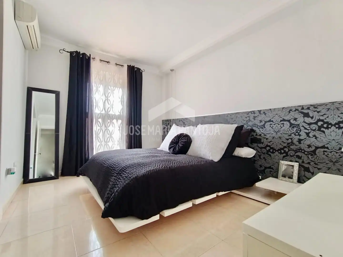 Bedroom of Houses for sale in Jerez de la Frontera  with Air Conditioner, Heating and Terrace