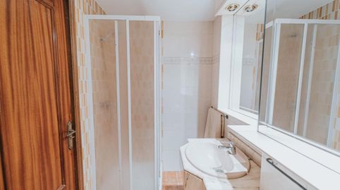Photo 3 of Room in Pacífico, Madrid Capital