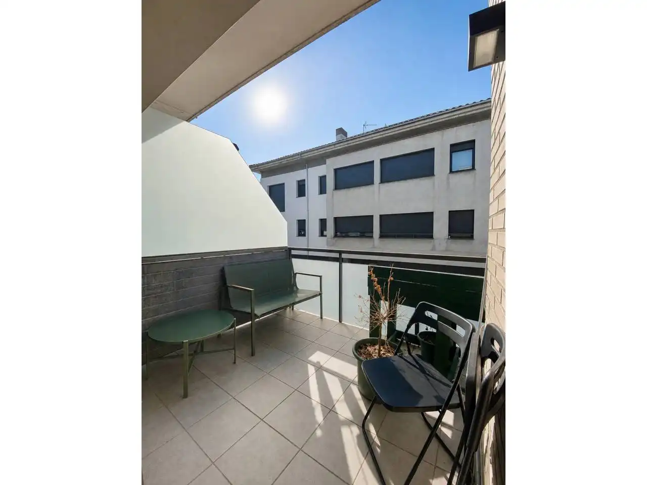 Terraza de Casa adosada en venta en Sant Joan Les Fonts con Calefacción, Parquet y Terraza