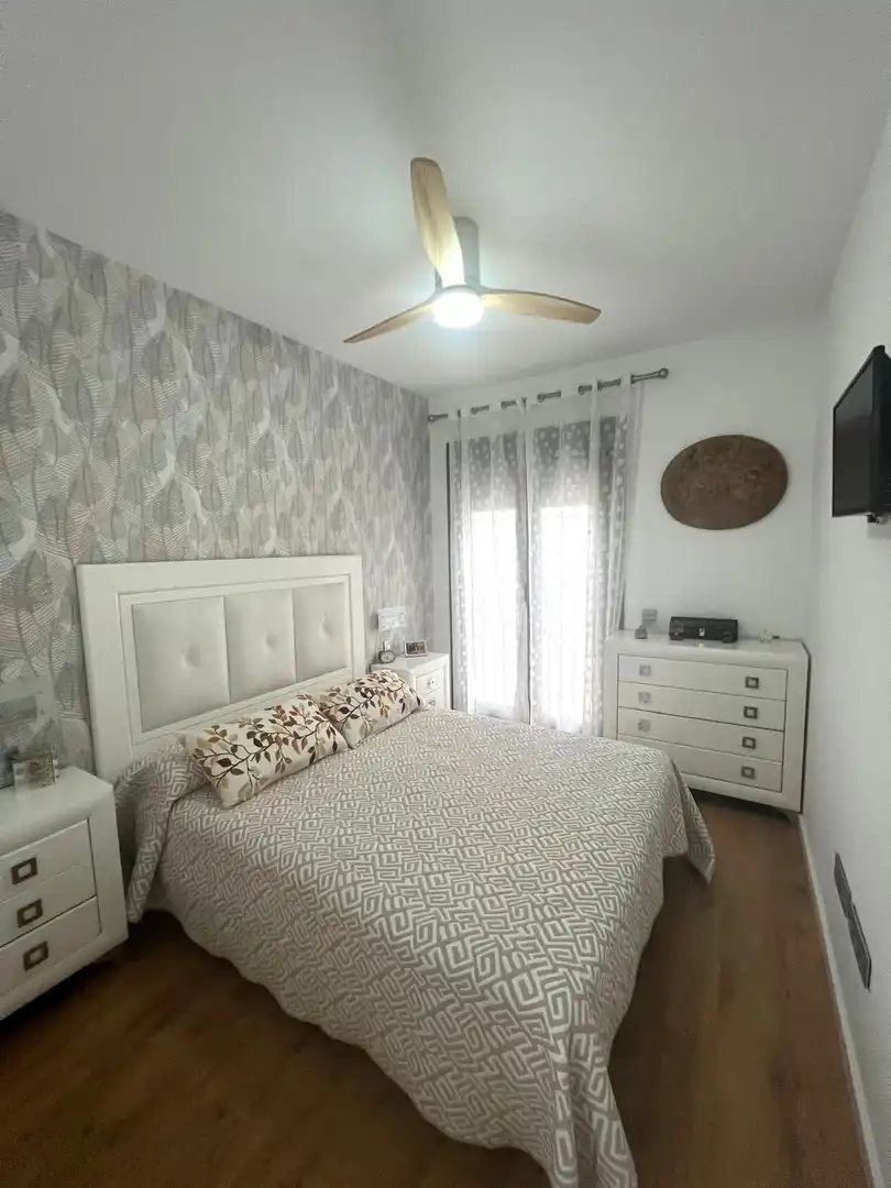 Appartamento con piscina in vendita a Entrenúcleos, imagen 28