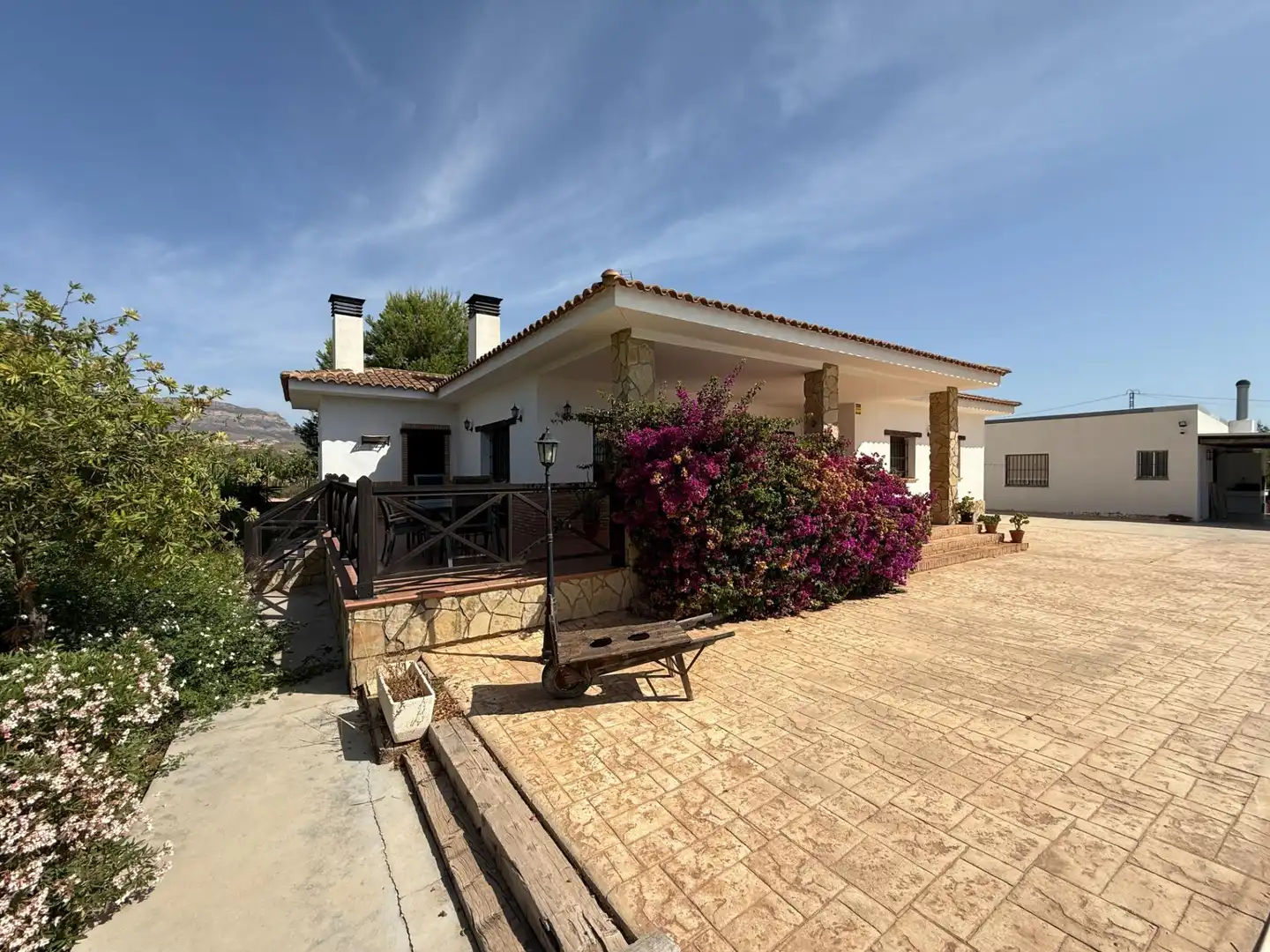 Vista exterior de Casa o chalet en venta en Agost con Terraza y Piscina