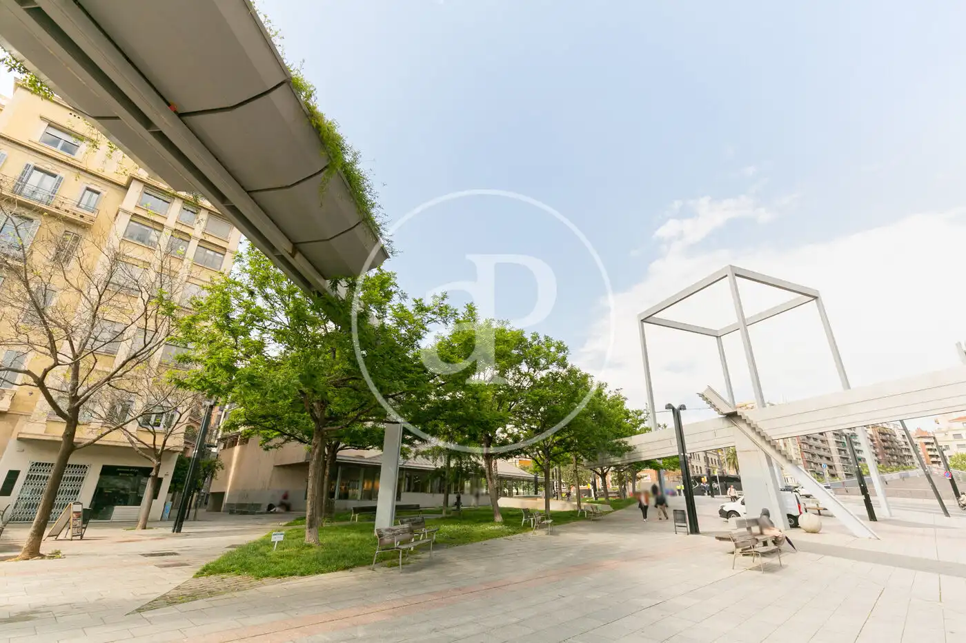 Außenansicht von Wohnung zum Verkauf in Barcelona mit Klimaanlage, Heizung und Terrasse