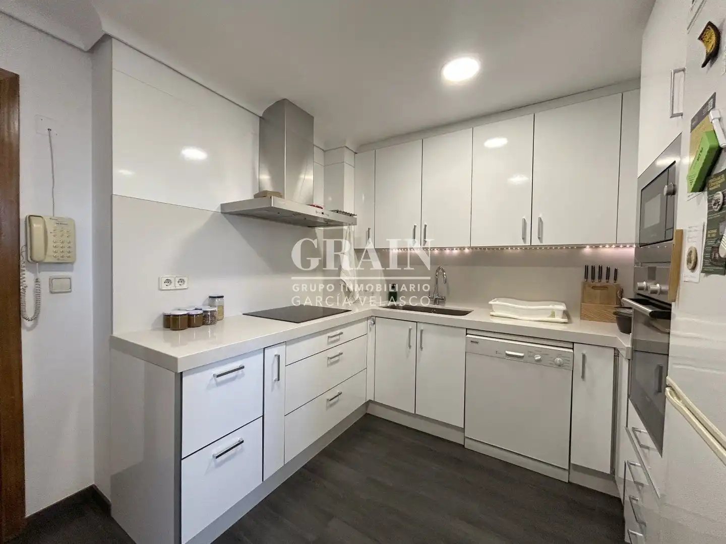 Kitchen of Flat for rent in Albacete  with Air Conditioner, Heating and Storage room