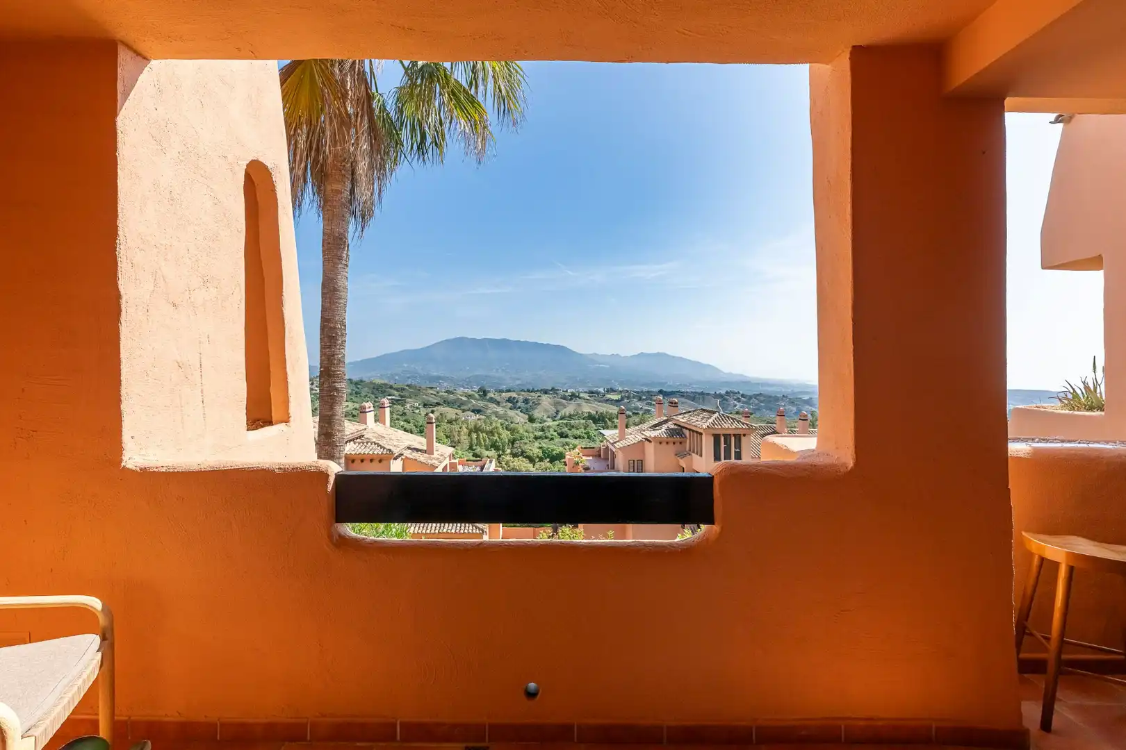 Außenansicht von Wohnungen zum Verkauf in Ojén mit Klimaanlage, Heizung und Terrasse