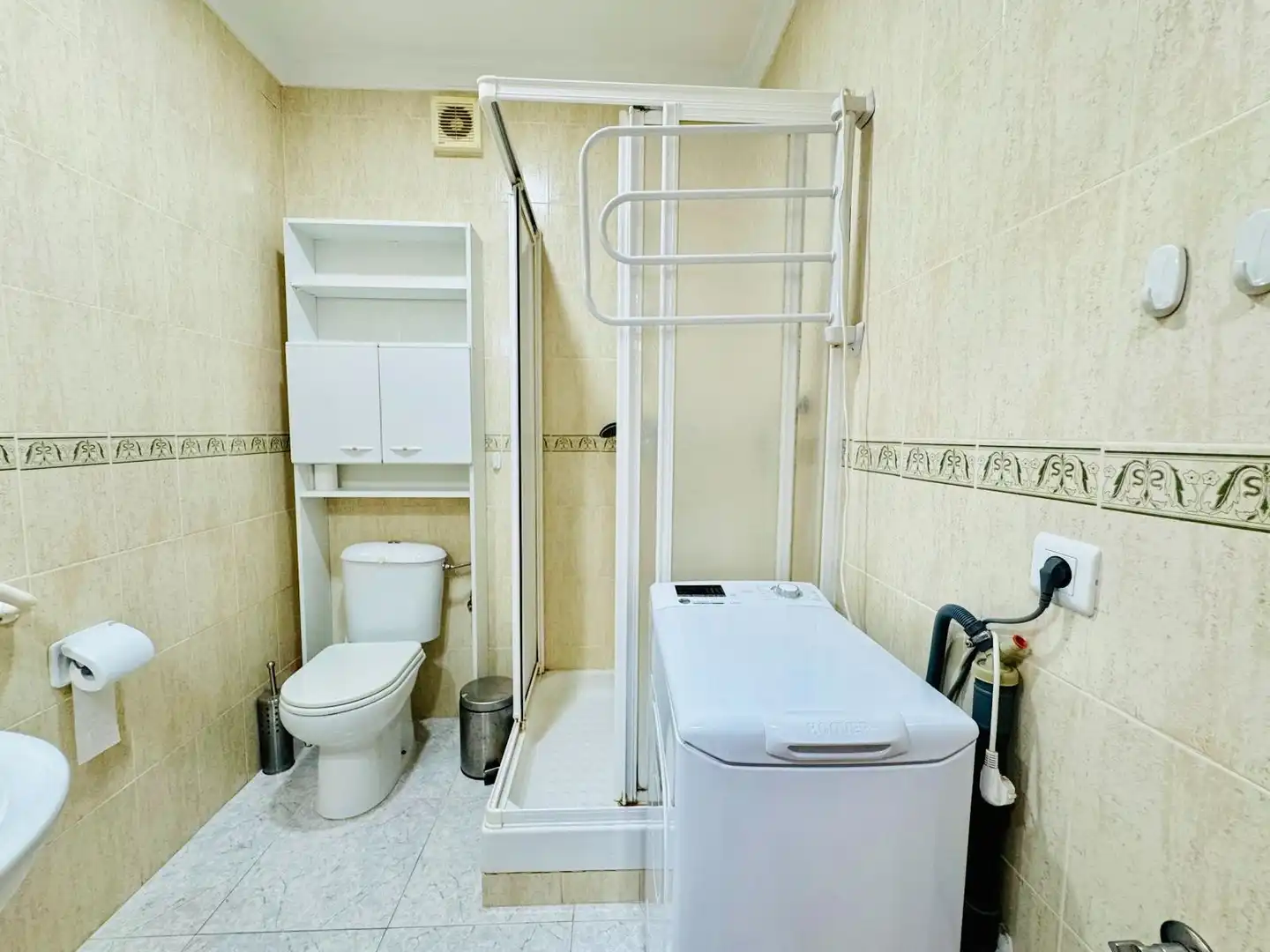 Baño de Apartamento en venta en Torrox con Aire acondicionado y Piscina comunitaria