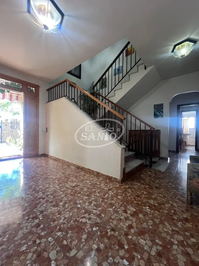 Detached house with pool for sale in Norte-Sierra, imagen 3