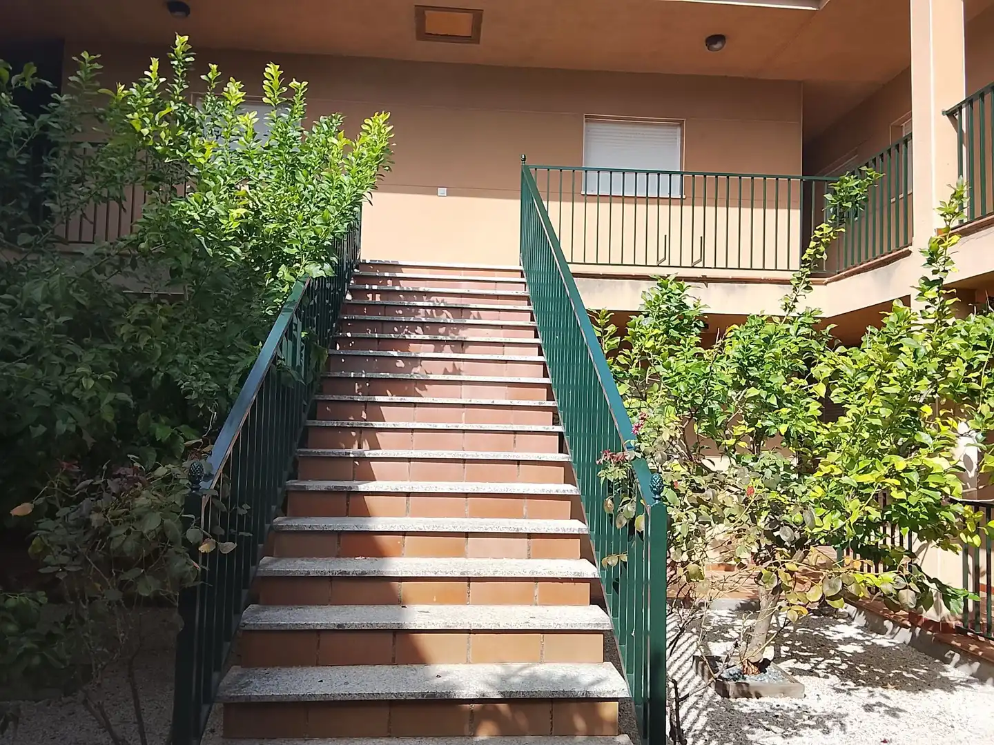 Vista exterior de Apartamento en venta en Madrigal de la Vera con Aire acondicionado y Amueblado
