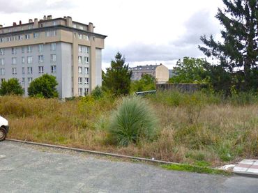 Terreno residencial en venta en Avenida Souto Vizoso 11