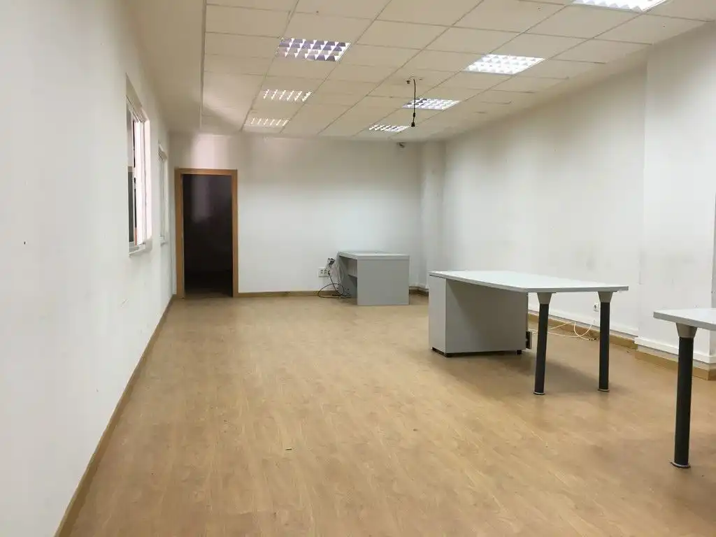 Nau industrial en venda en Santiago de Compostela 