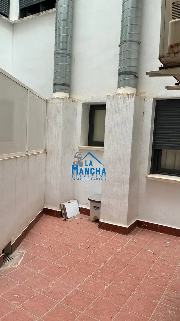 Flat with terrace to rent in Calle DIEGO DE VELAZQUEZ, imagen 25