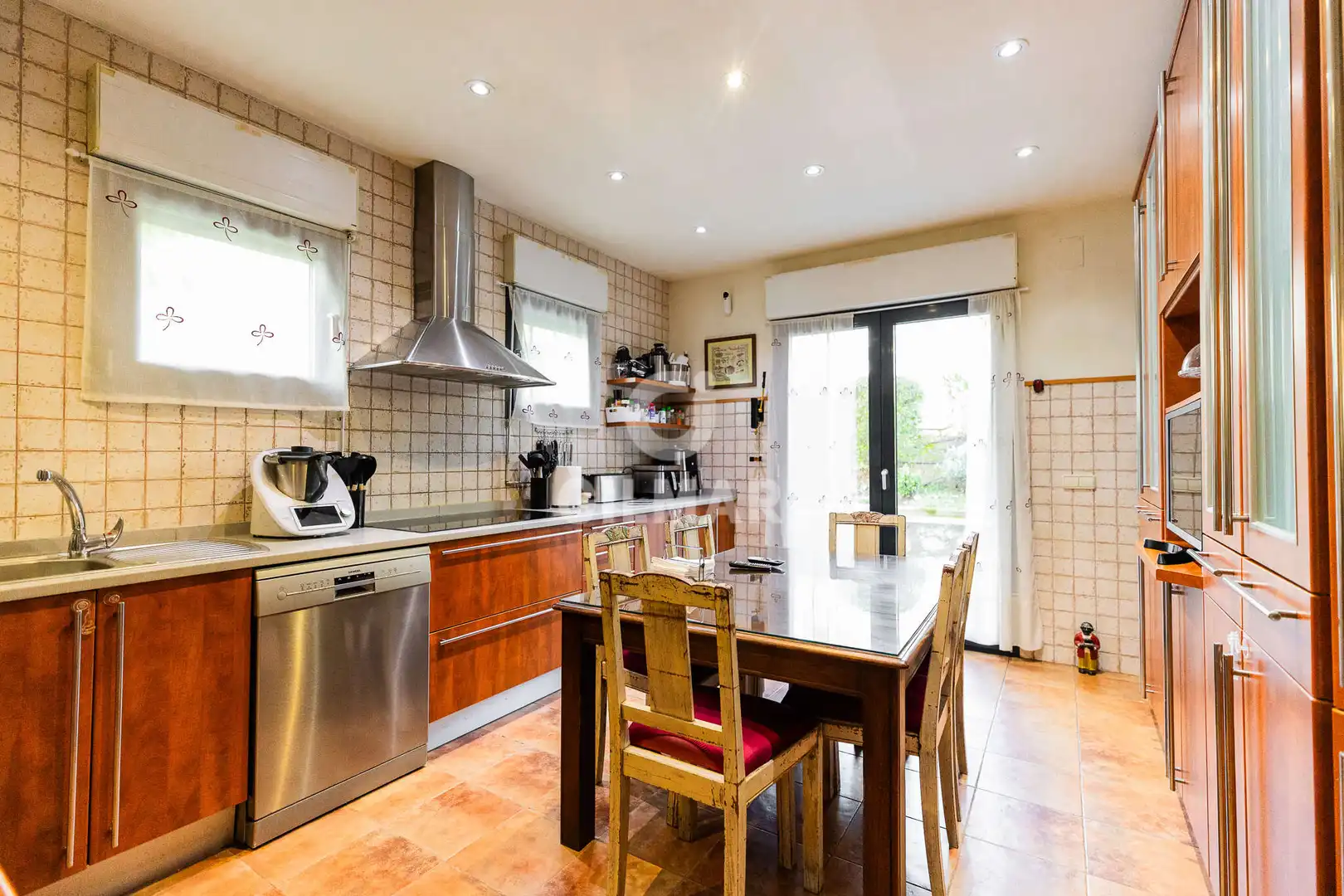 Kitchen of Houses for sale in Hoyo de Manzanares  with Heating, Private garden and Swimming Pool