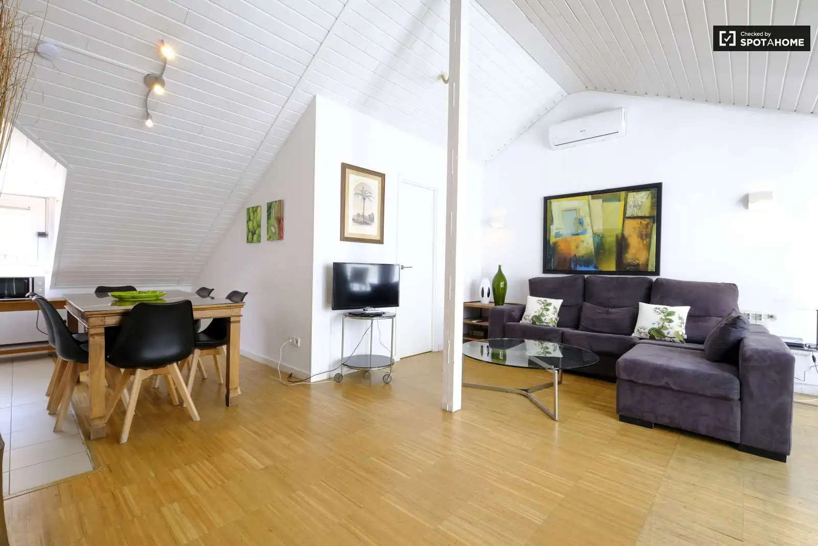 Room in Sol