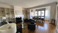 Sala d'estar de Pis de lloguer en  Barcelona Capital amb Aire condicionat, Calefacció i Moblat
