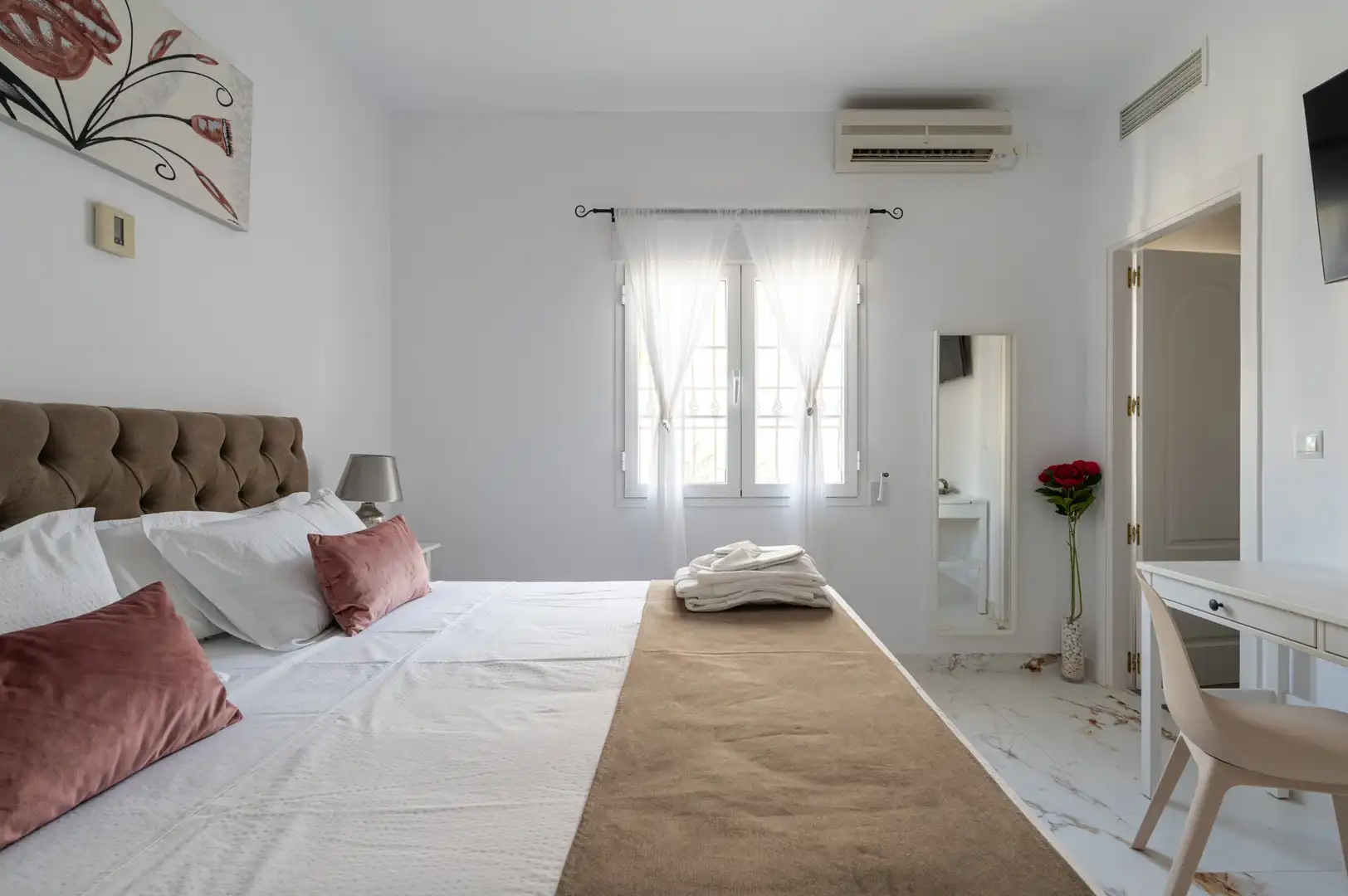 Habitación de Casa o chalet en venta en Alhaurín El Grande con Aire acondicionado, Terraza y Piscina