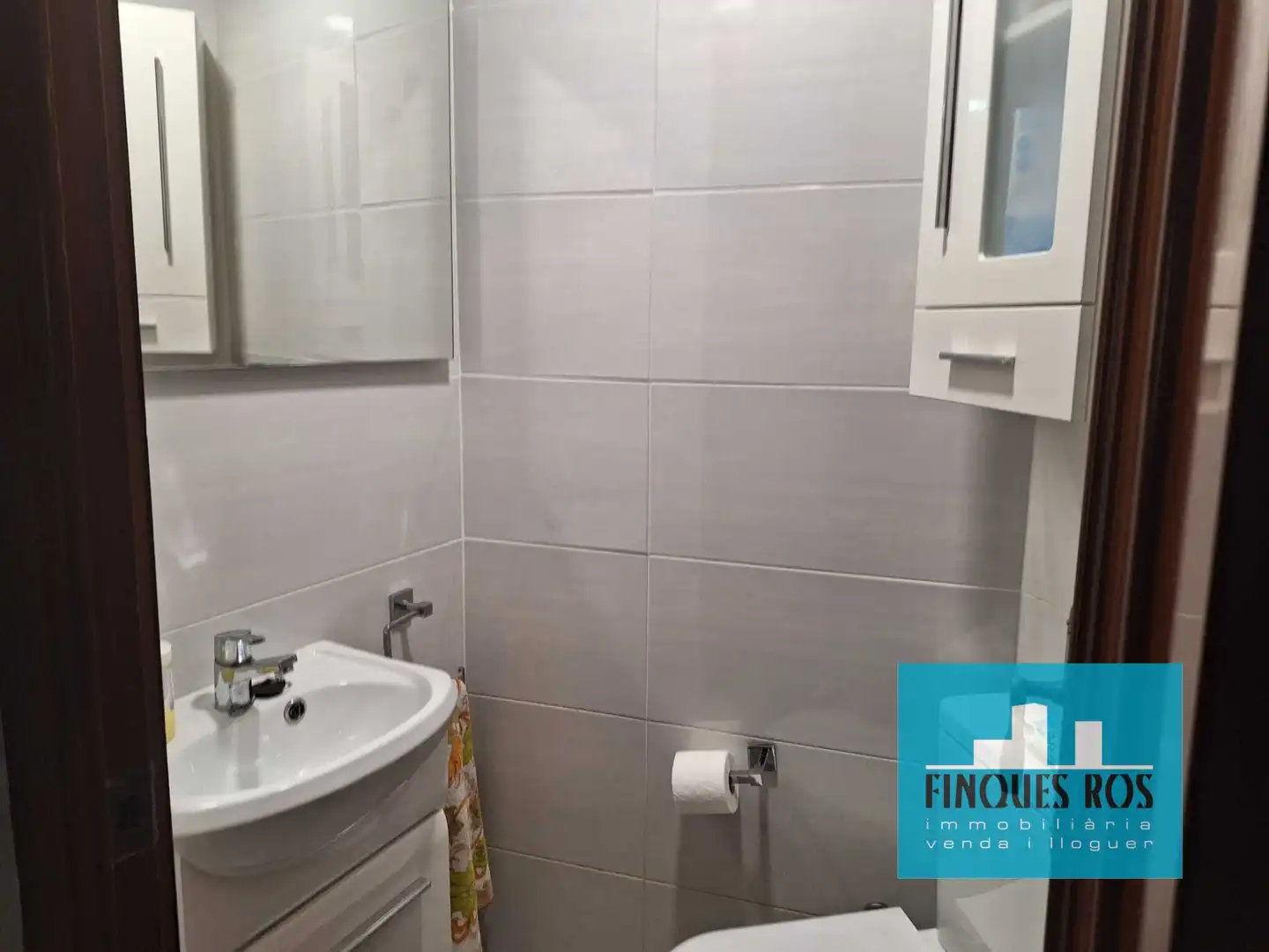 Bathroom of Houses for sale in Vinaròs  with Air Conditioner, Furnished and Oven