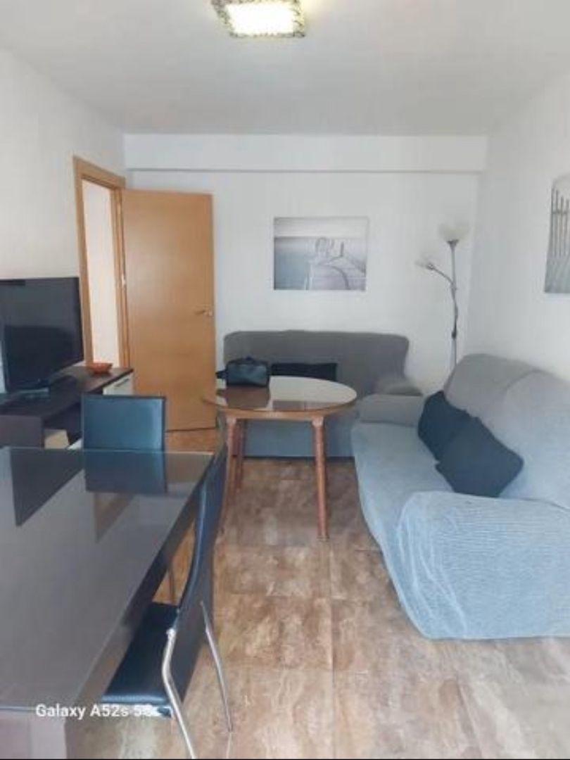 Living room of Flat to rent in  Granada Capital  with Air Conditioner and Furnished
