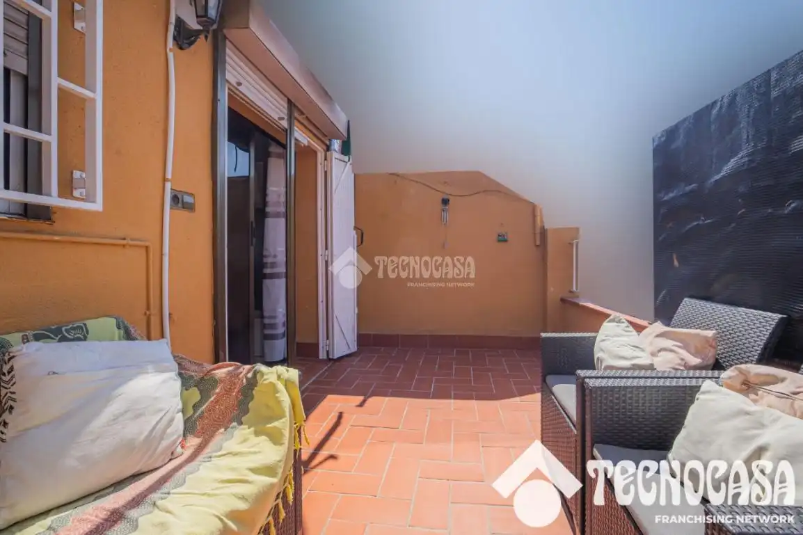 Terraza de Piso en venta en Santa Coloma de Gramenet con Aire acondicionado, Parquet y Terraza