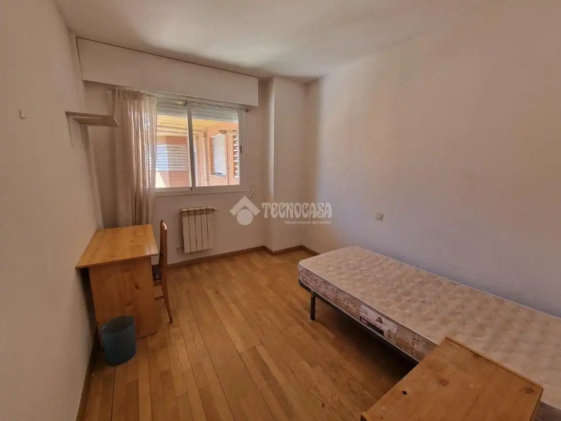 Dormitori de Dúplex en venda en Alcorcón amb Calefacció