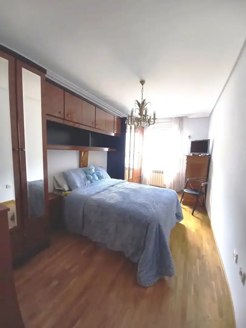 Schlafzimmer von Wohnungen zum Verkauf in Castrillón mit Heizung, Parkett und Terrasse