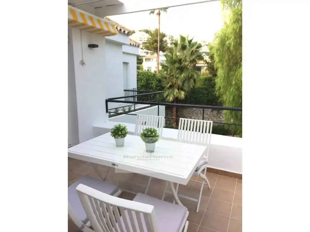 Piso de alquiler en Urbanización Los Naranjos de Marbella, La Dama de Noche - La Alzambra