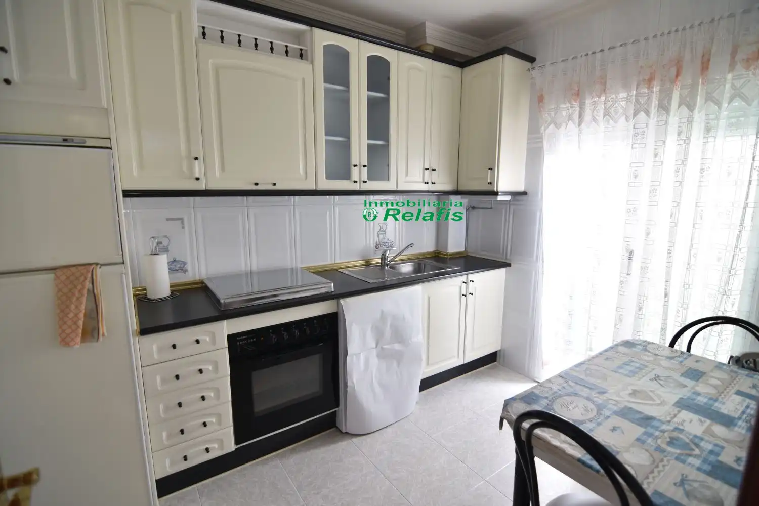 Cocina de Piso en venta en Ciudad Rodrigo con Calefacción y Balcón
