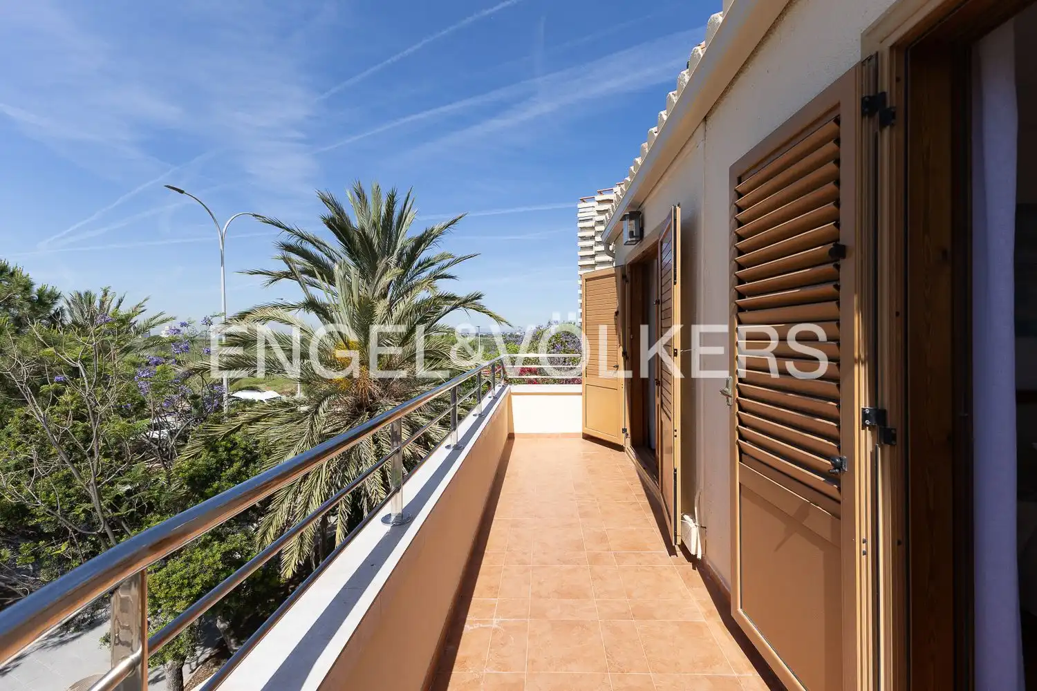 Terraza de Casa o chalet de alquiler en La Pobla de Farnals con Aire acondicionado, Calefacción y Jardín privado