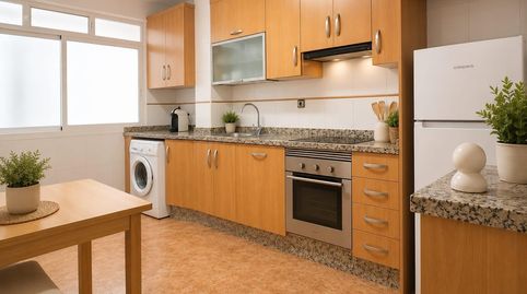 Foto 4 de Piso en venta en Calle Mariano Luiña, Pont Nou - Corazón de Jesús, Elche / Elx